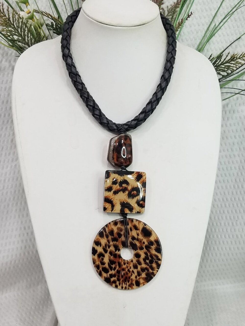 Treska Vintage Signed Leopard Print Acrylic Geo Pendant Braided Leather Choker
